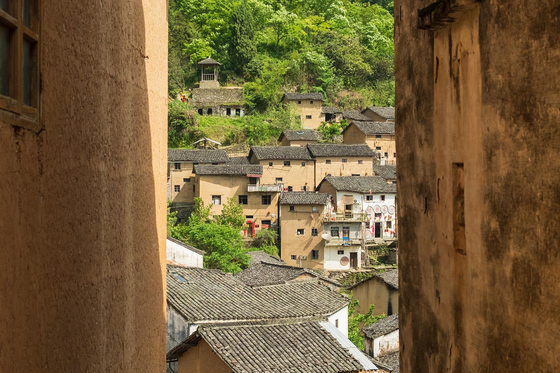 Yangchan Tulou 阳产土楼 Erdhäuser Dorf in Anhui, China