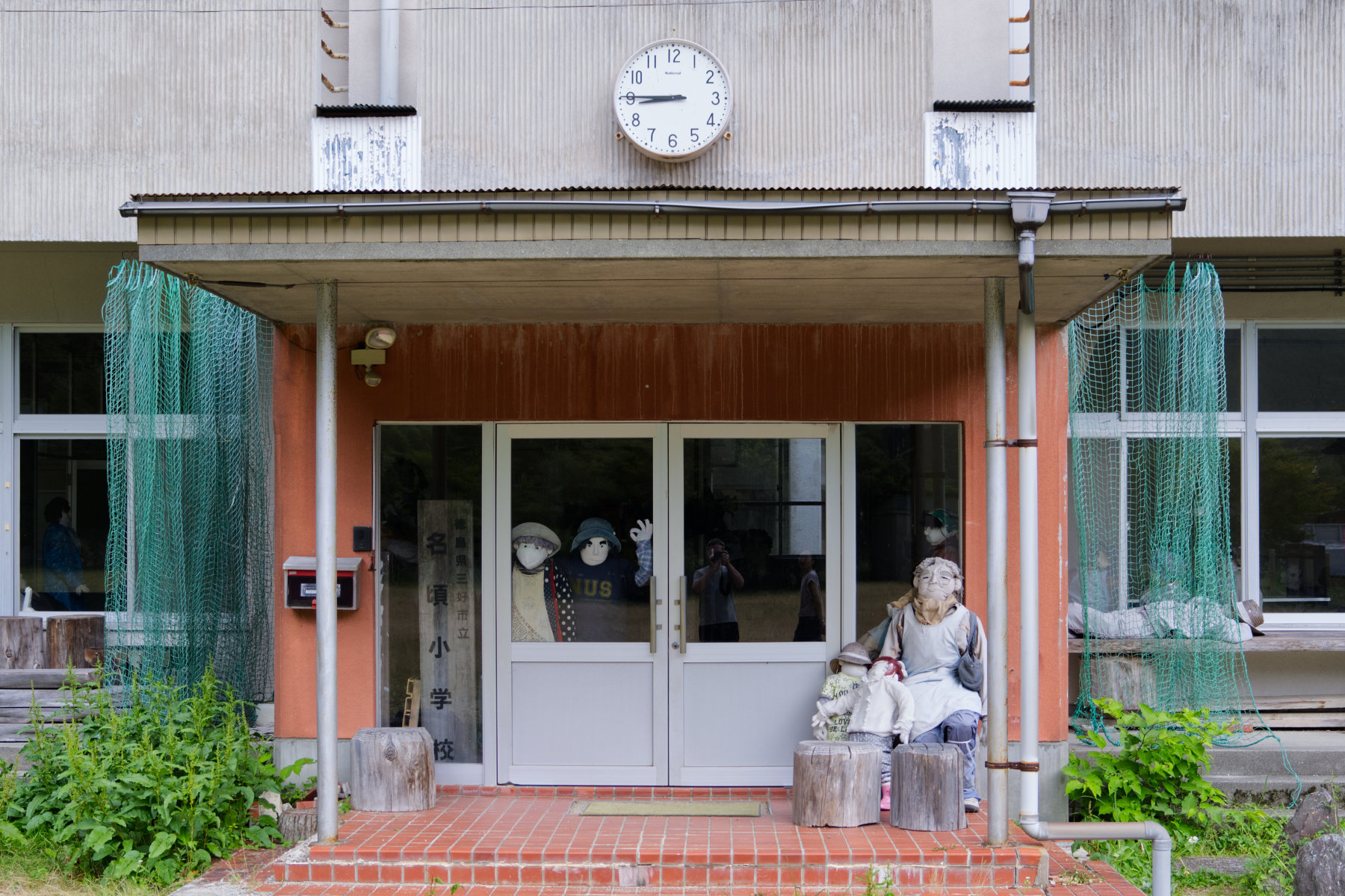 nagoro-scarecrow-village-japan_05