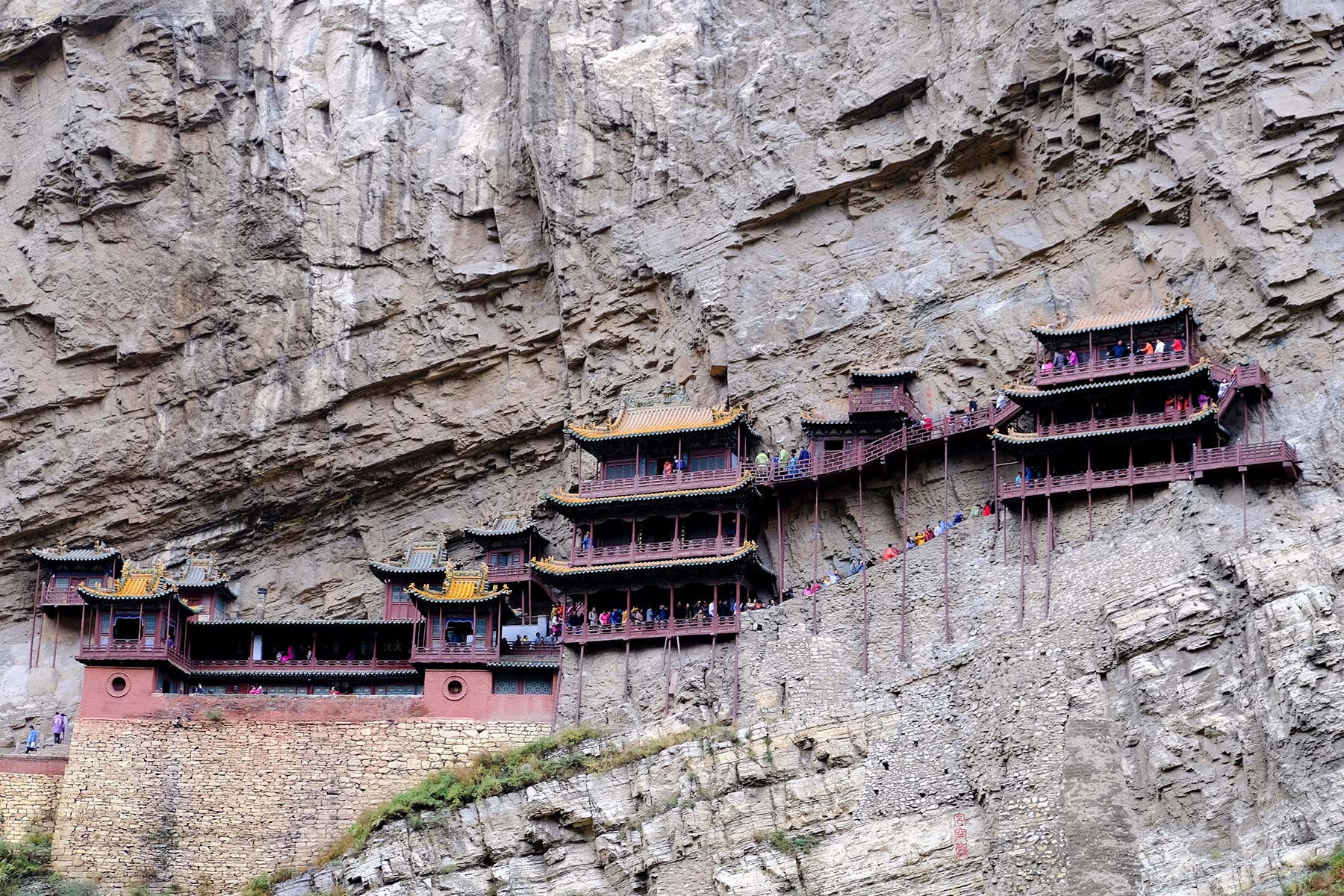 hanging-temple-datong-china_01