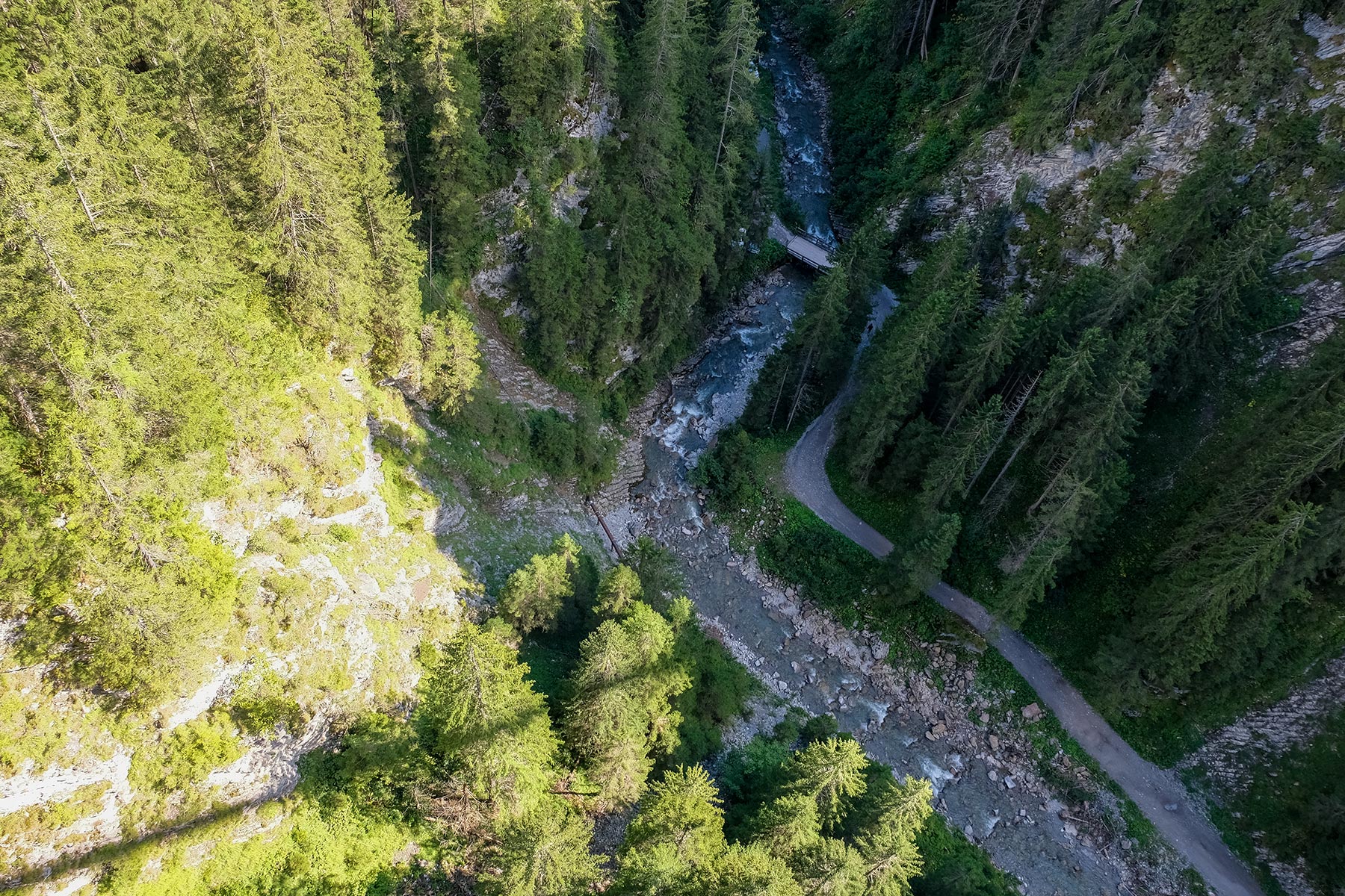 oesterreich-holzgau-haengebruecke_09
