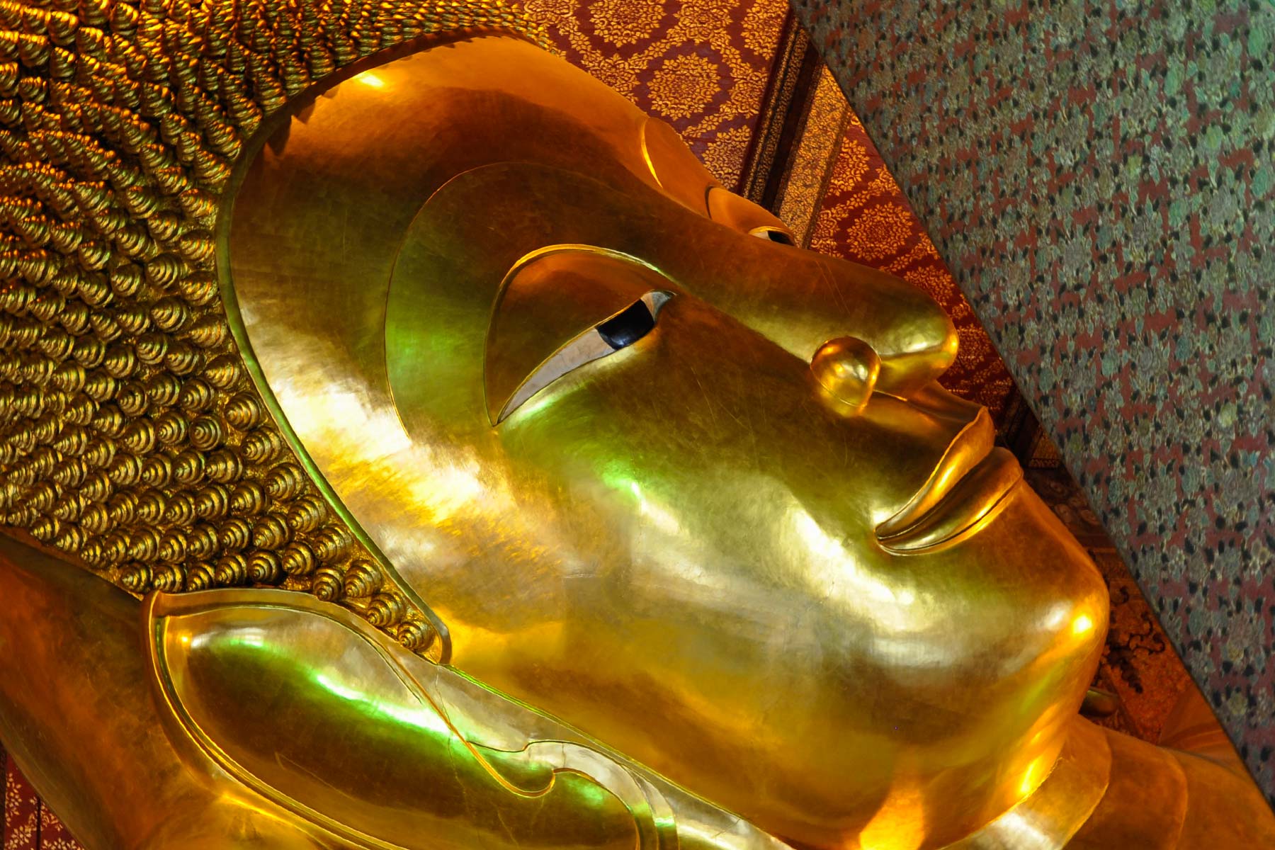 thailand-bangkok-10 Wat Pho – Temple of Reclining Buddha in Bangkok, Thailand